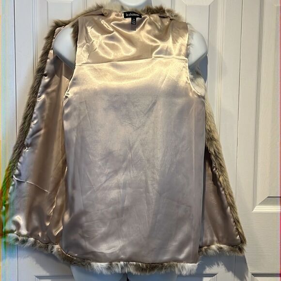 Le Chateau Faux Fur Vest Size Small‎ - Picture 8 of 9